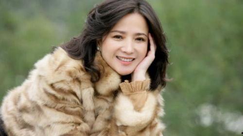 何晴夫妇资料,恩爱夫妻的甜蜜生活与事业辉煌