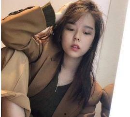 小17岁女主播,17岁女主播的璀璨人生