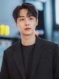 栋仁的个人资料,才华横溢的青年才俊，多领域成就斐然