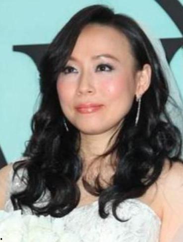 冯翠珊背景,从教育世家到职场精英，探寻她的成长轨迹与成功秘诀