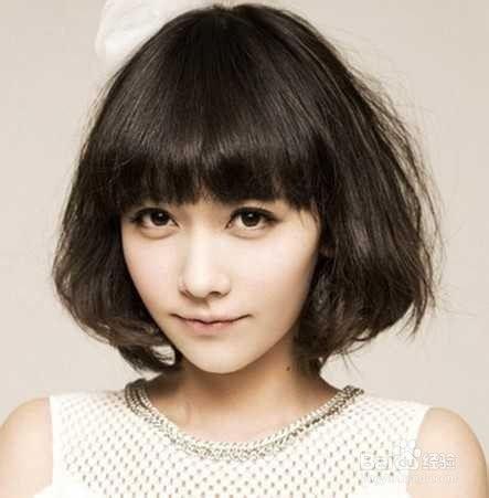 明星圆脸短发,时尚与个性的完美融合